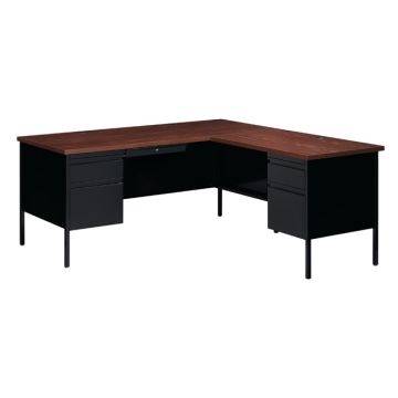 Corner Office Desk w/ Right Hand Return & Double Pedestal - 72” W x 66” D