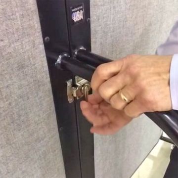 Ganglock for Screenflex Partitions