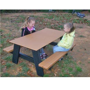 Kids Outdoor Picnic Table (4' L)