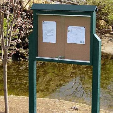 Medium Outdoor Message Centers